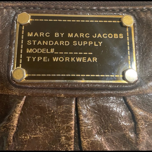 Marc by Marc Jacob’s brown distressed pouch bag - Picture 9 of 9